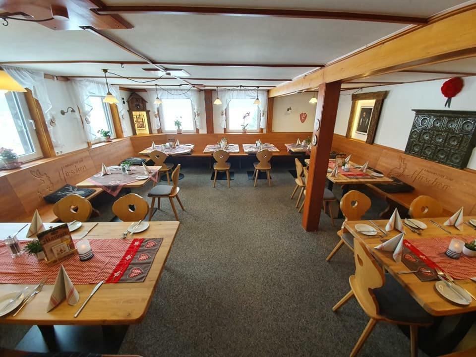 Gasthaus Zum Hirschen 푸르트완겐 외부 사진